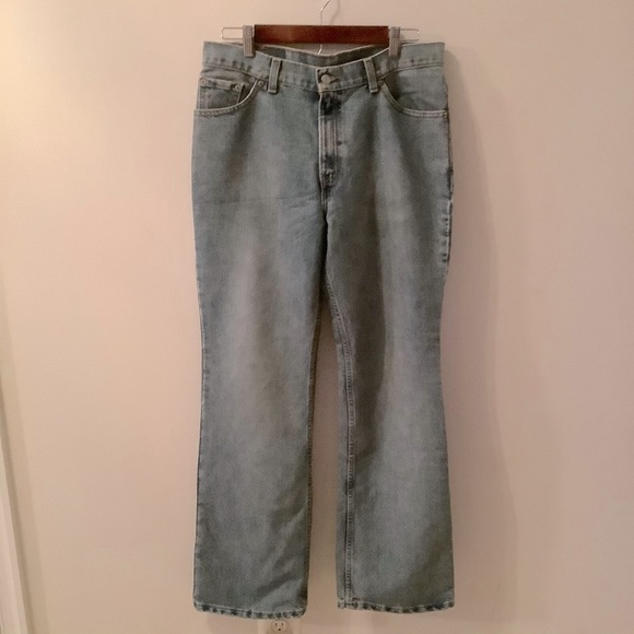 Levi Jeans 32🛎️ - Picture 1 of 5